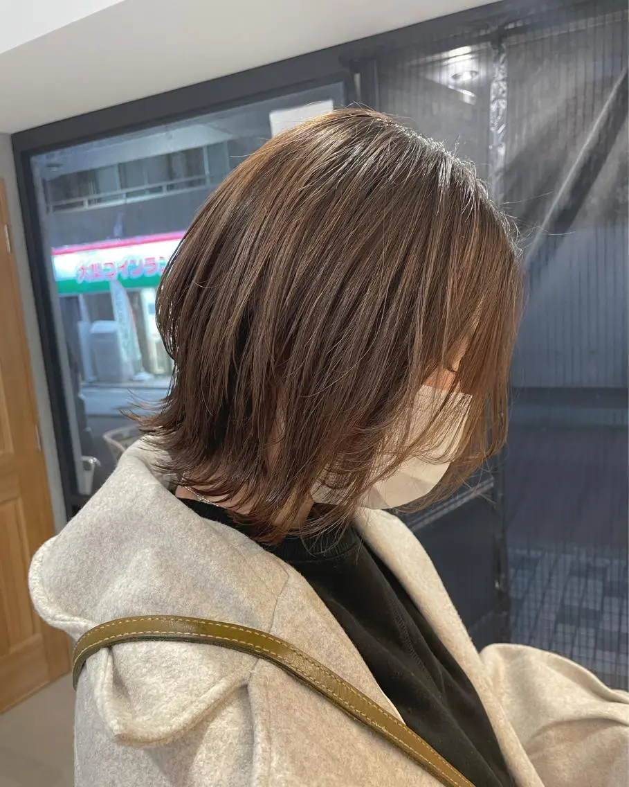 ミディアム 暖色カラー🍊 ボブ🌿顔周りcutのヘアスタイル
