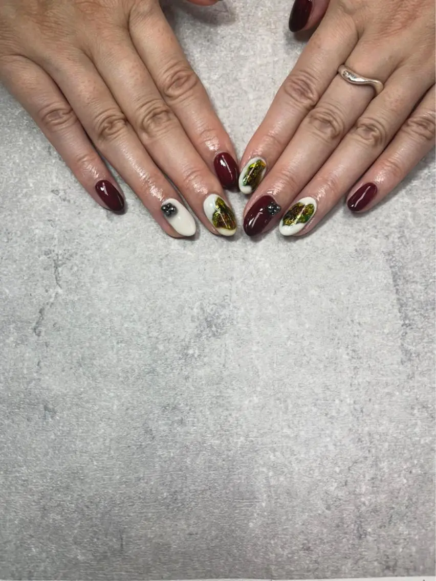 ネイル ボルドー ニュアンスネイル ハンドネイル ハンドケア FASTNAIL PLUS 新宿店のネイルデザイン