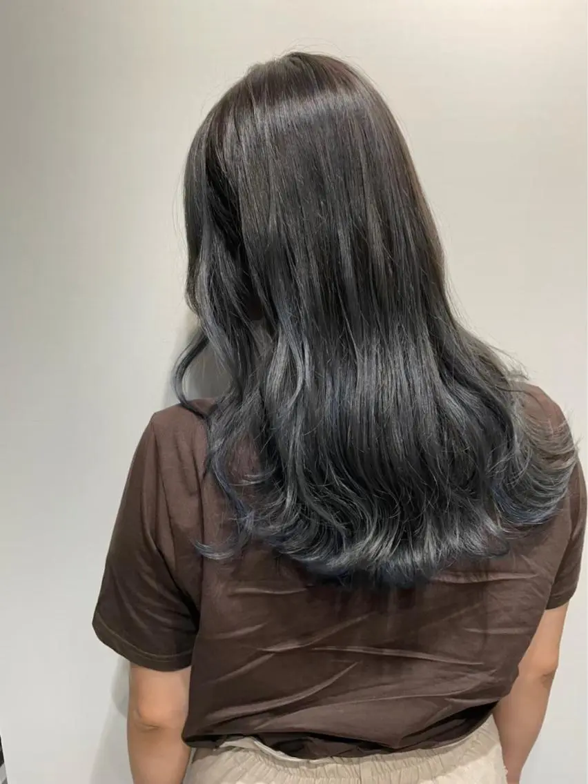ロング カラー 透明感🫧ナチュラル 🍀りんたろうのヘアスタイル