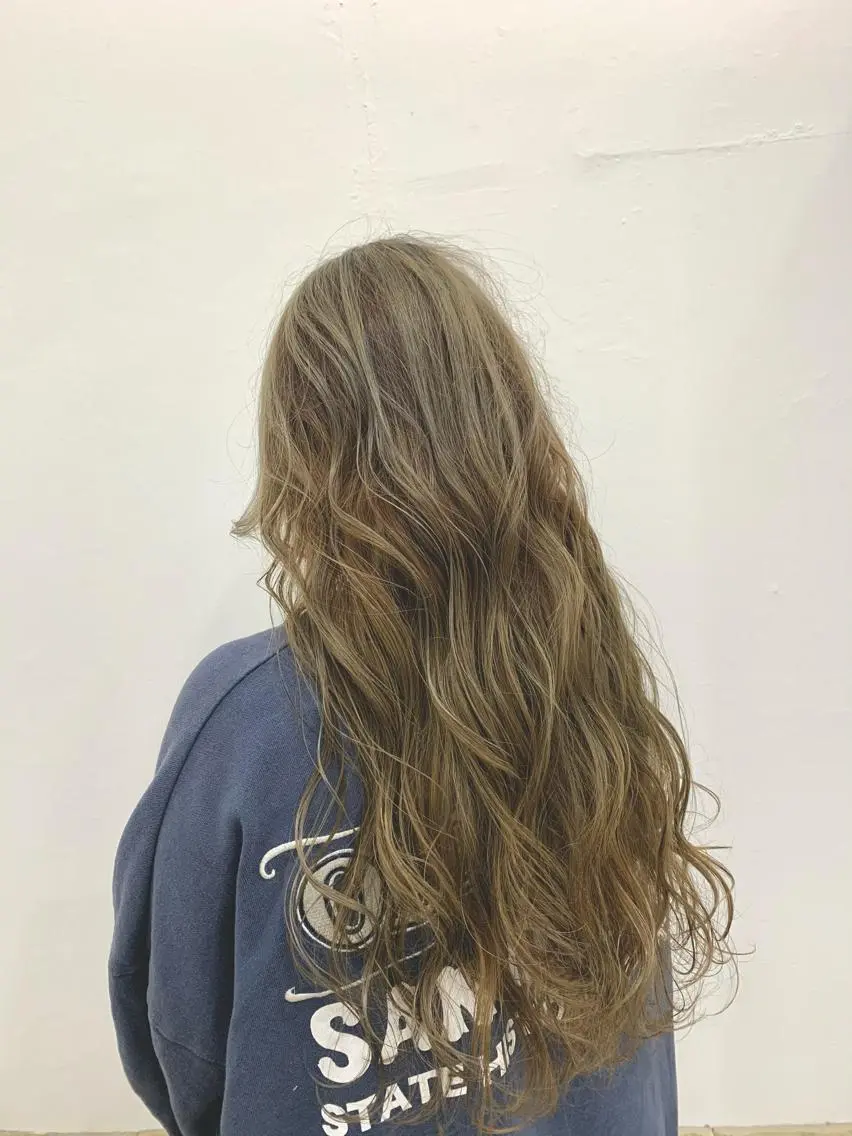 ロング カラー バレイヤージュ ハイライトカラー ハイライト レイヤーカット ショート特化 💐川崎希💐のヘアスタイル