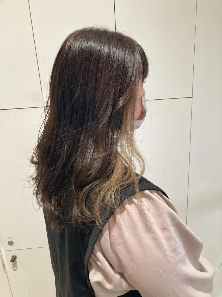 セミロング カラー ベージュカラー ヘアカラー 透明感カラー🫧 nanohaのヘアスタイル