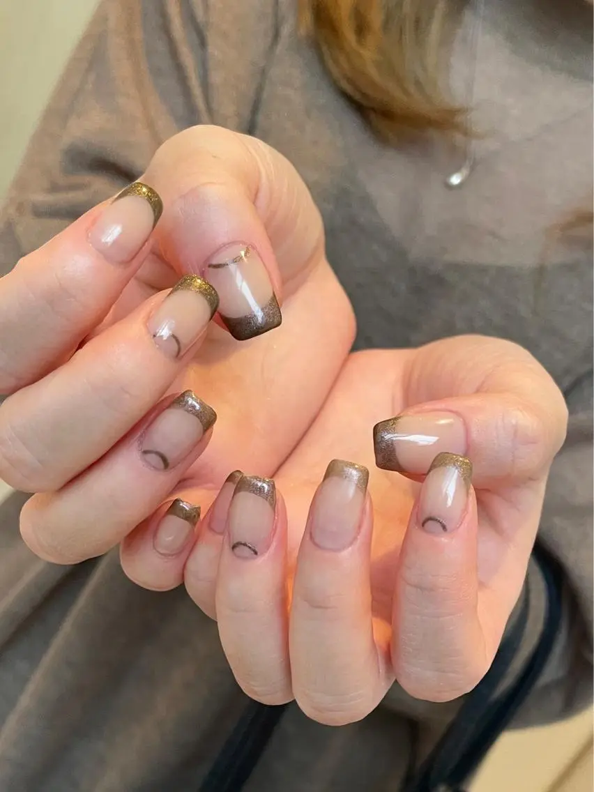 ネイル フレンチネイル ニュアンスネイル 'MOANI' hiroo イナミのネイルデザイン