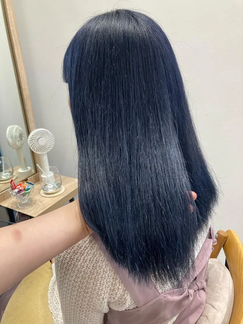 セミロング ヘアカラー トリートメント ✨色持ちの良い艶 カラー✨蟹江真世のヘアスタイル