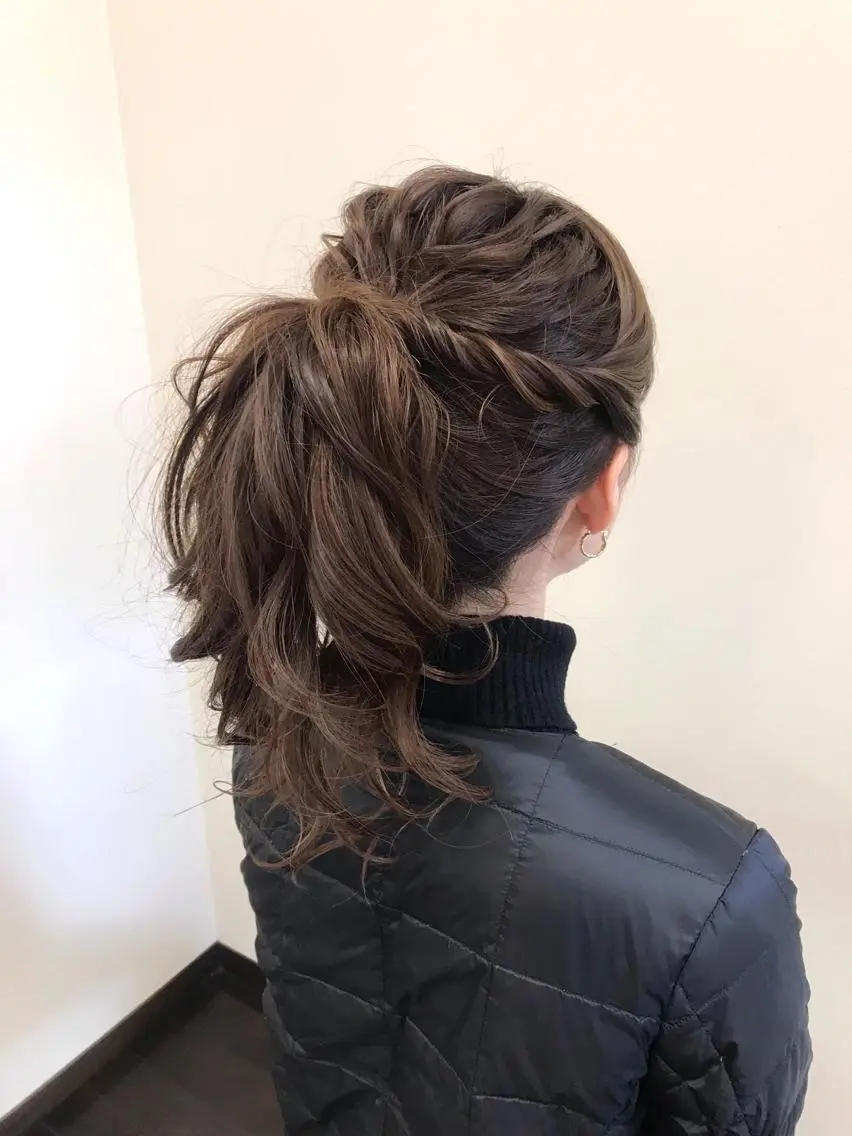 ロング ヘアアレンジ ポニーテール ヘアセット 沢田 瞳のヘアスタイル
