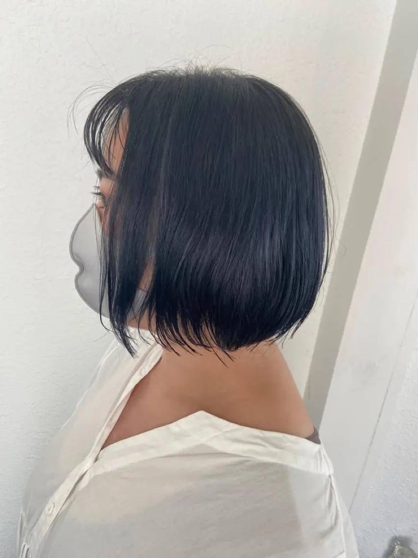 ショート カラー パーマ ヘアアレンジ メンズ キッズ ネイル マツエク・マツパ 黒髪 ブルーカラー ブルーブラック ブルー 久木原 ゆりのヘアスタイル