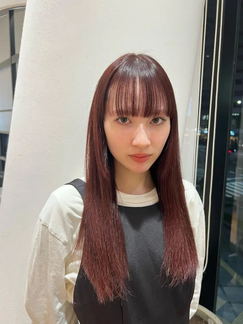 ロング レッドブラウン 似合わせ/レイヤー 💟SAEのヘアスタイル