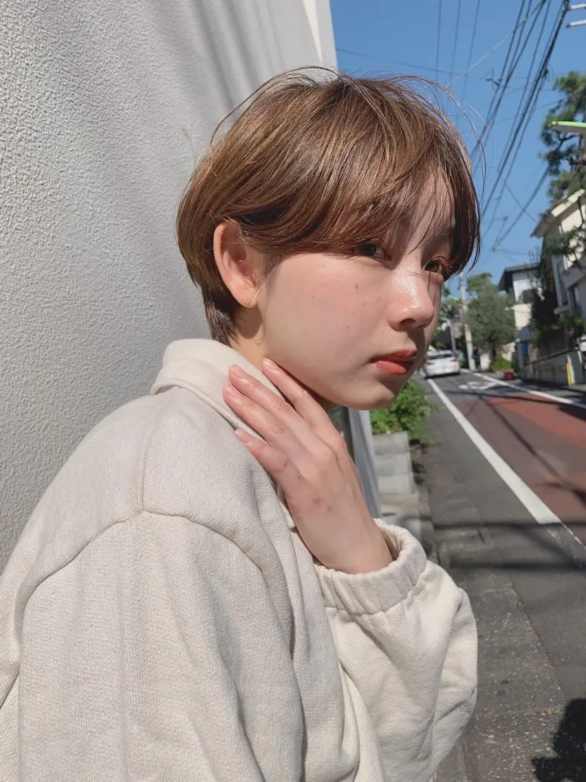 ショート カラー パーマ ベージュカラー ブリーチ ブリーチなしカラー カット ヘアカラー トリートメント 🧼柴田 健太郎🧼のヘアスタイル