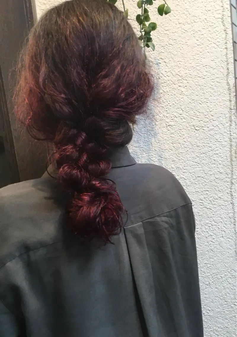 カラー ヘアアレンジ KYOKA .のヘアスタイル