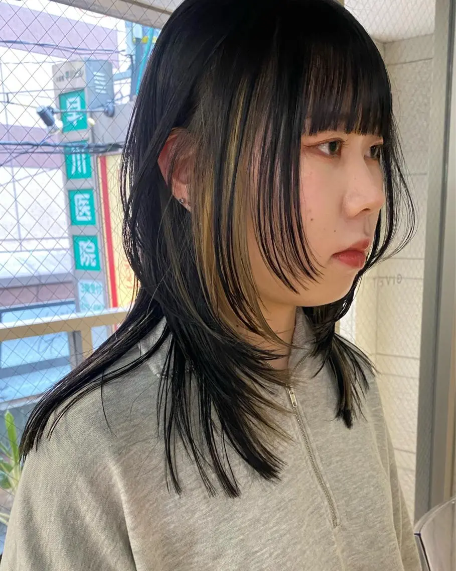 ミディアム カラー ヘアアレンジ ハッシュカット ウルフカット モデル募集中!ミカのヘアスタイル