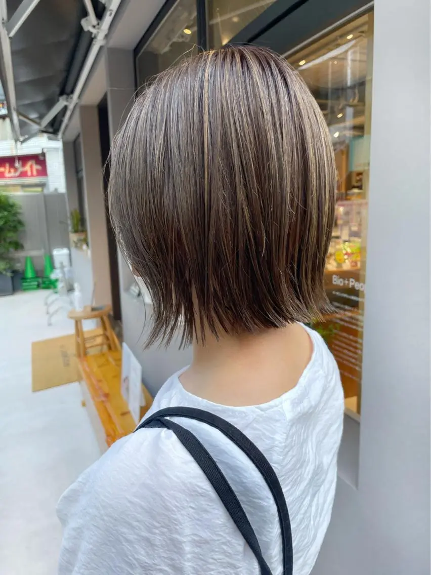 ショート カラー ベージュカラー カット ヘアカラー 縮毛矯正 トリートメント HIROKI ”博多 /ボブのヘアスタイル