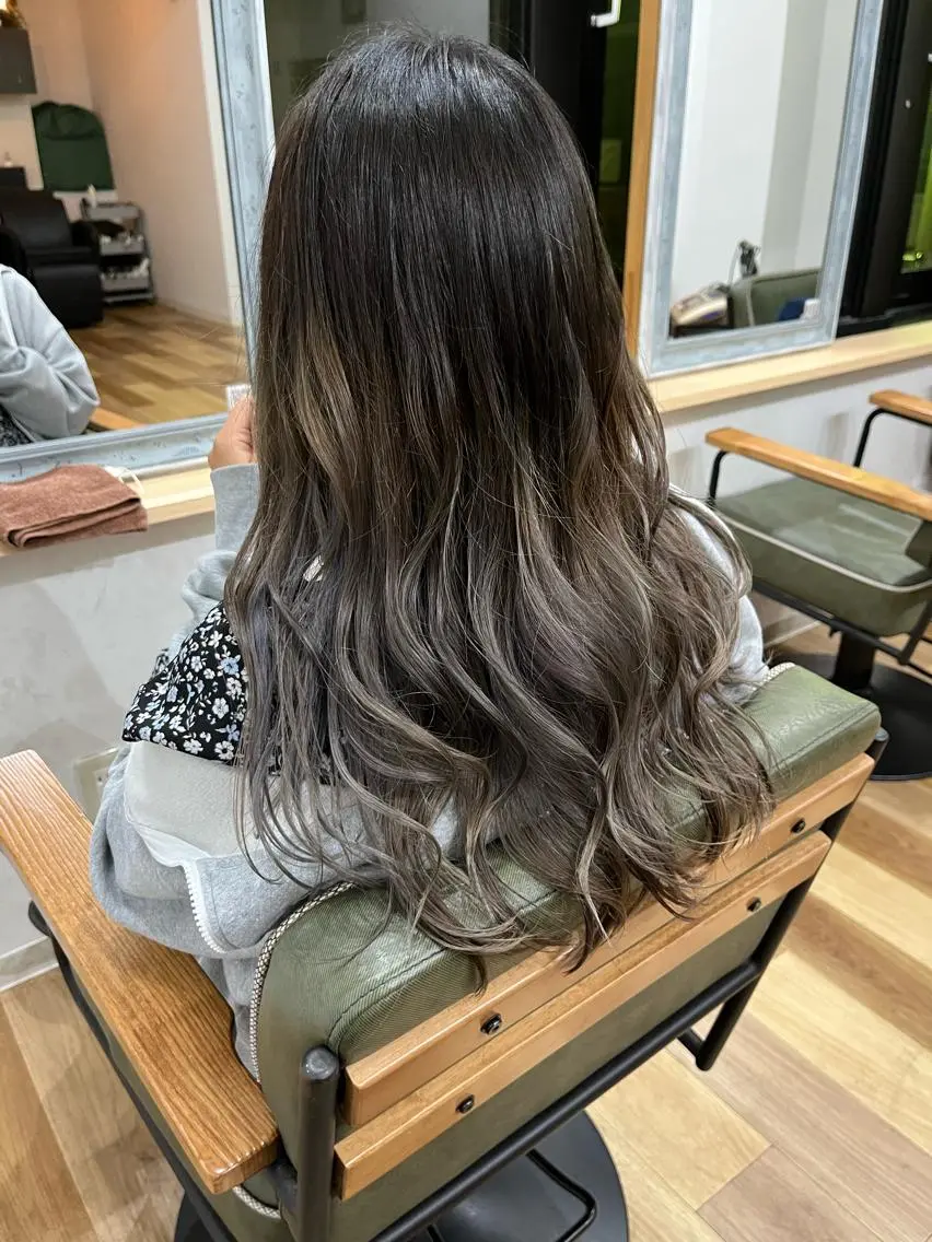 セミロング カラー ヘアアレンジ グラデーションカラー 【艶カラー】石山拓人 /ブリーチのヘアスタイル