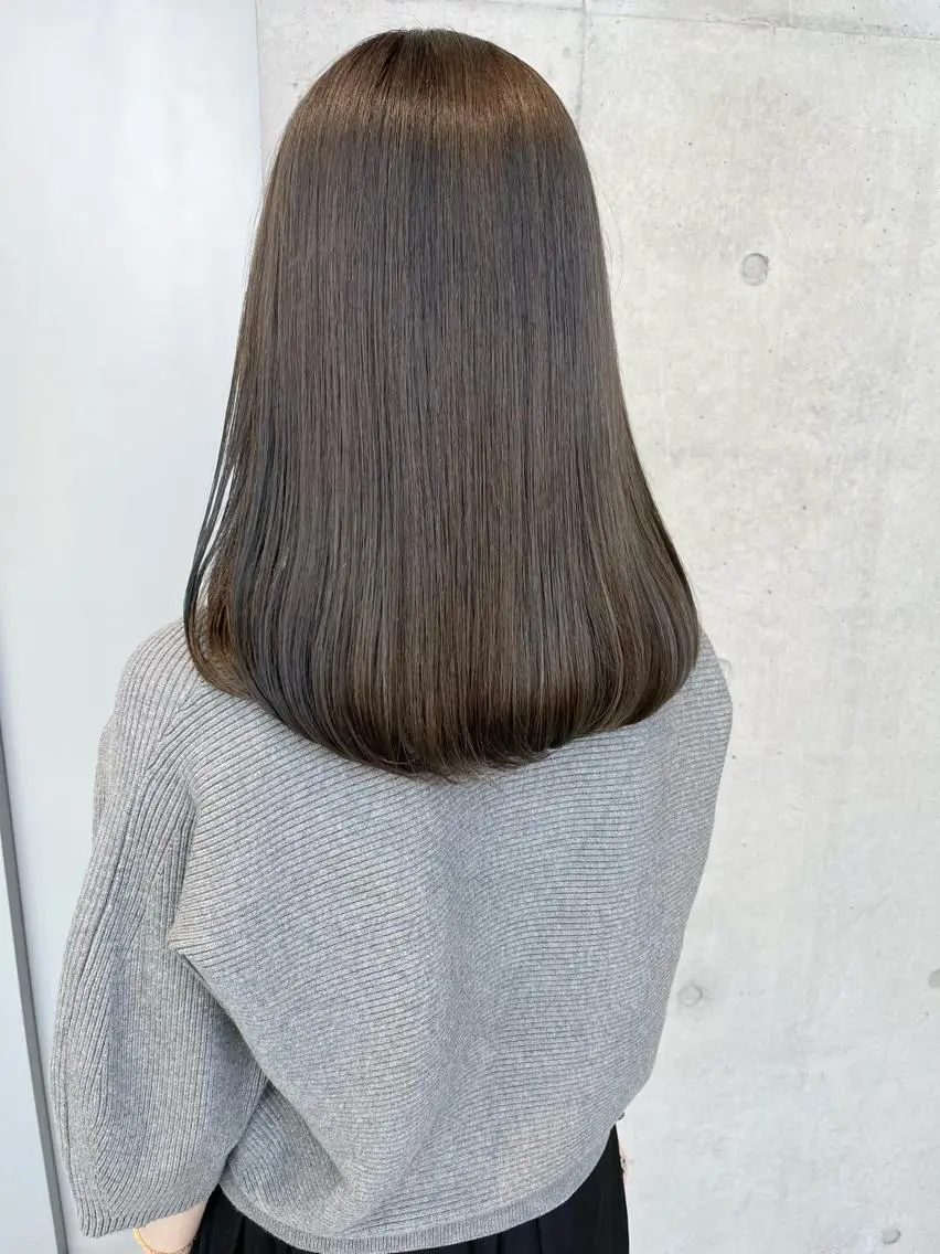 ロング カラー パーマ ヘアアレンジ カット ヘアカラー トリートメント 透明感/オリーブ/ グレージュ/YUKAのヘアスタイル