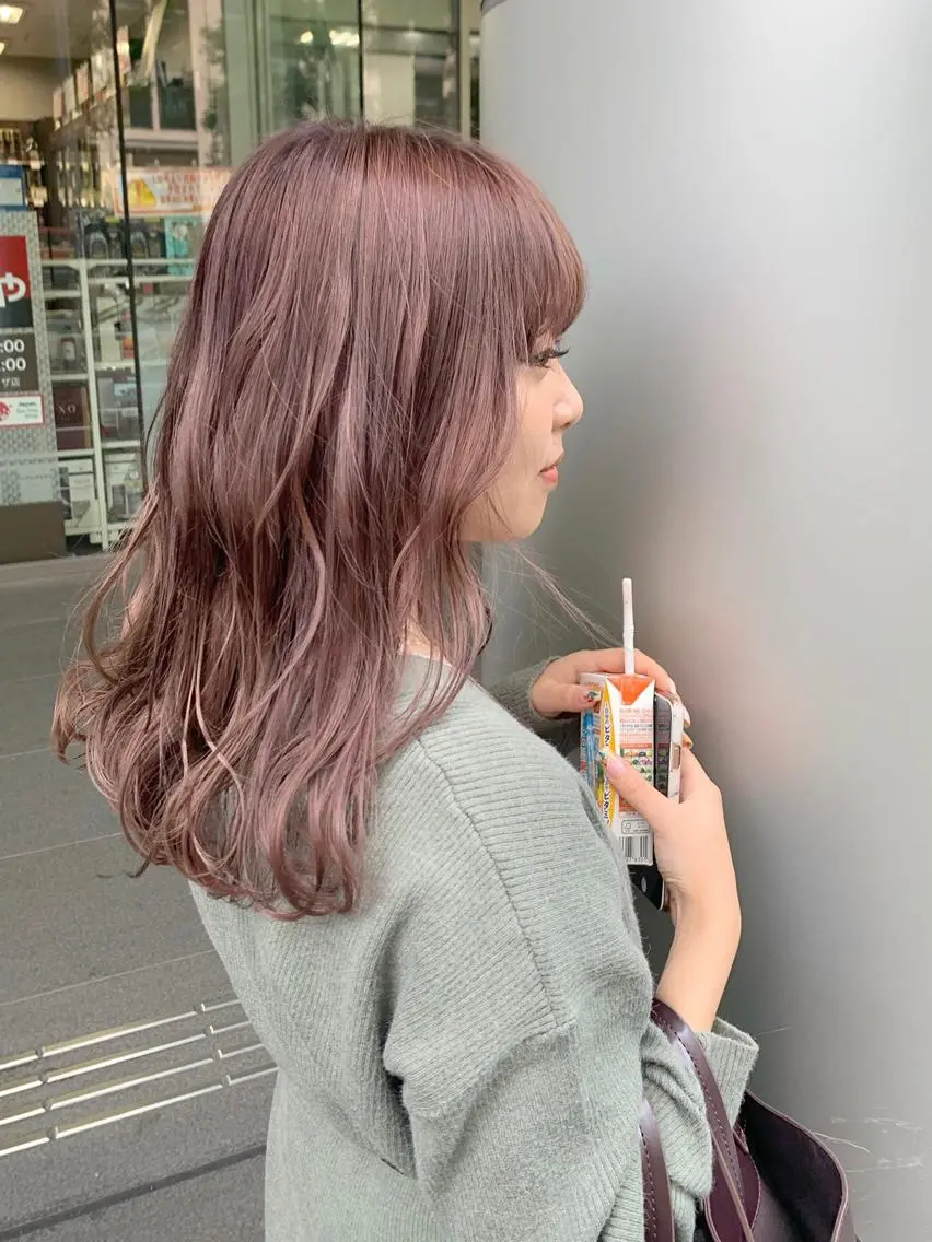 セミロング カラー ヘアアレンジ ヘアカラー トリートメント ハイトーンカラー♡ yuのヘアスタイル