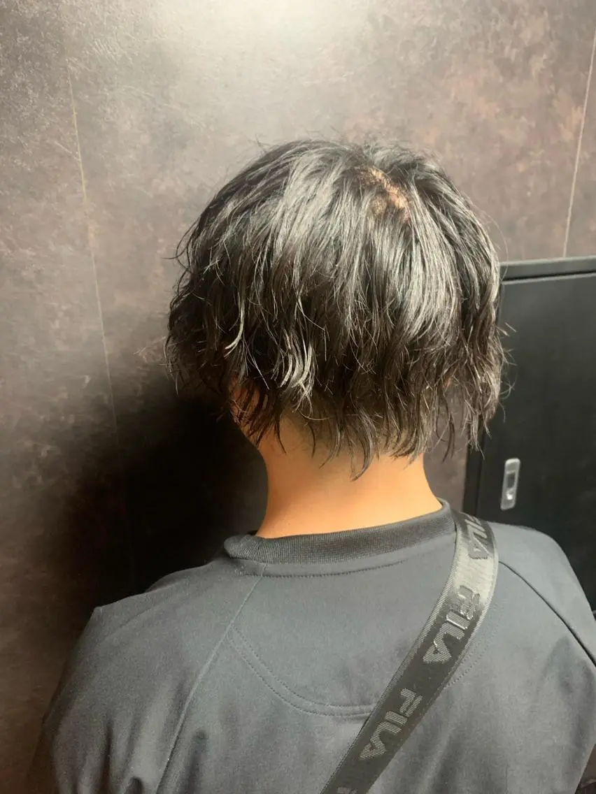 ミディアム パーマ ミディアムパーマ スパイラルパーマ 山内 敢史のヘアスタイル