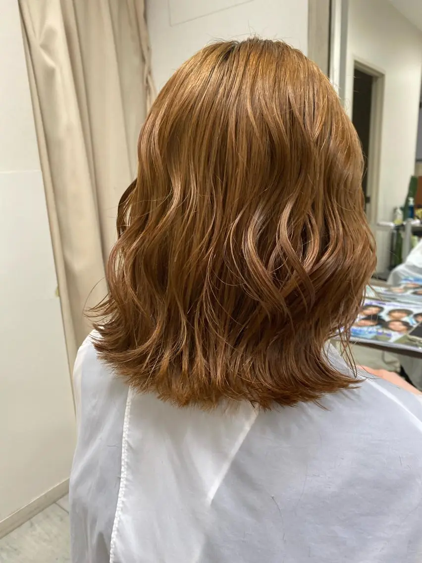 ミディアム ヘアカラー 月野涼風 /レイヤーカットのヘアスタイル