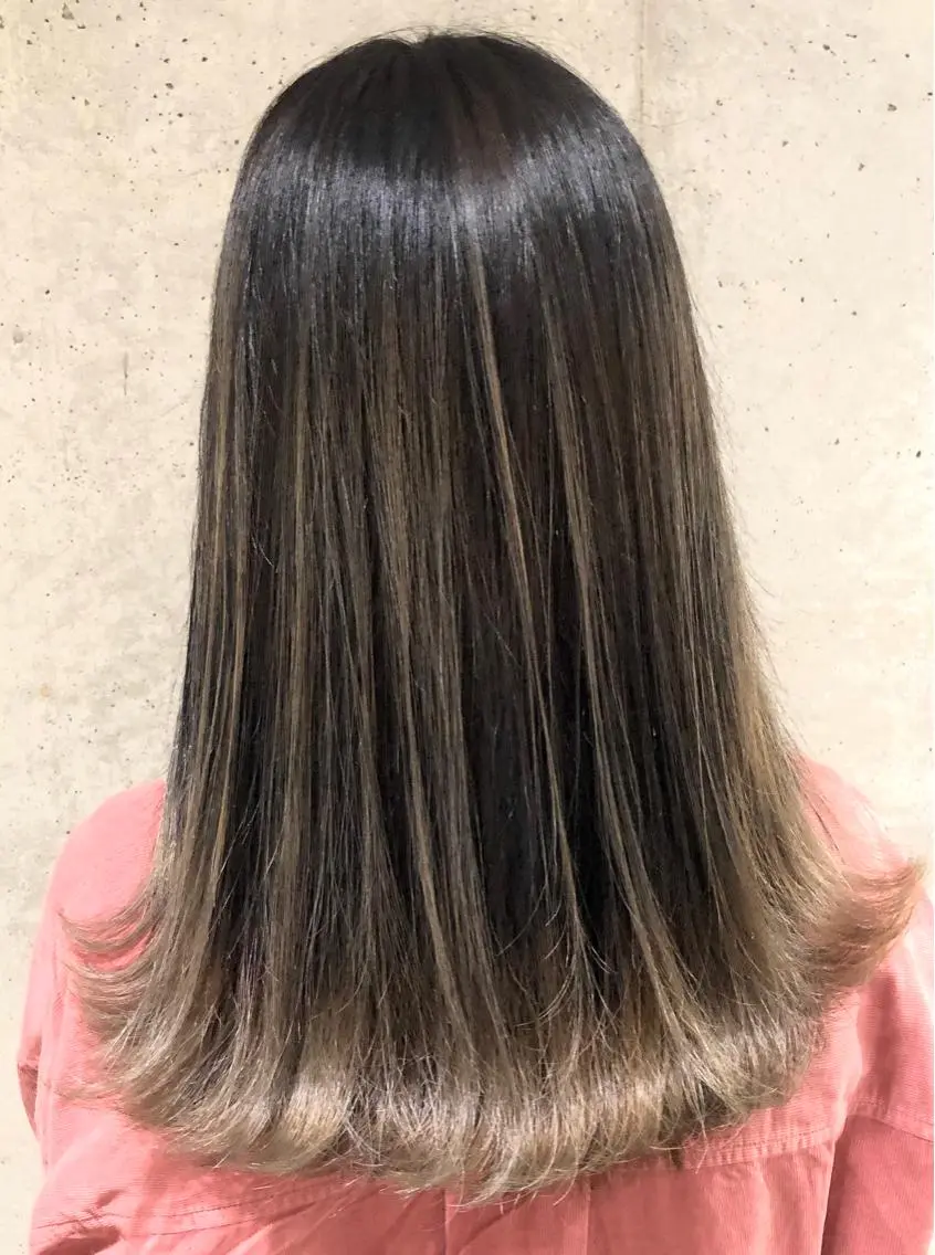 ミディアム カラーモデル募集中 美容室ハピスのヘアスタイル