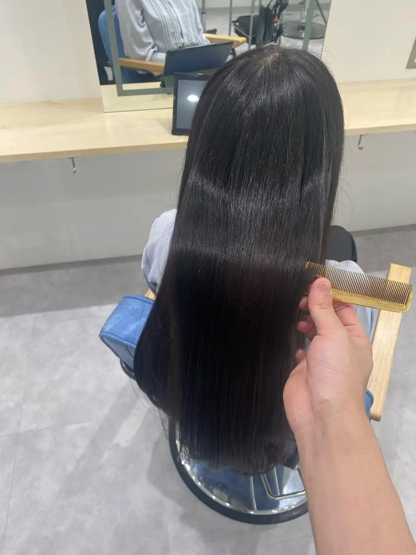 ロング EleRe さくやのヘアスタイル
