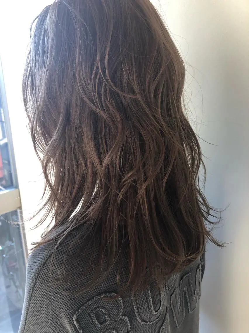 セミロング ヘアカラー トリートメント パーマ美容師 hanaのヘアスタイル