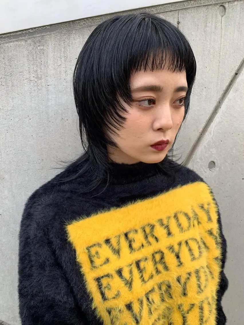 ショート カラー ウルフカット カット ウルフ、レイヤー 、メンズカットSHOのヘアスタイル