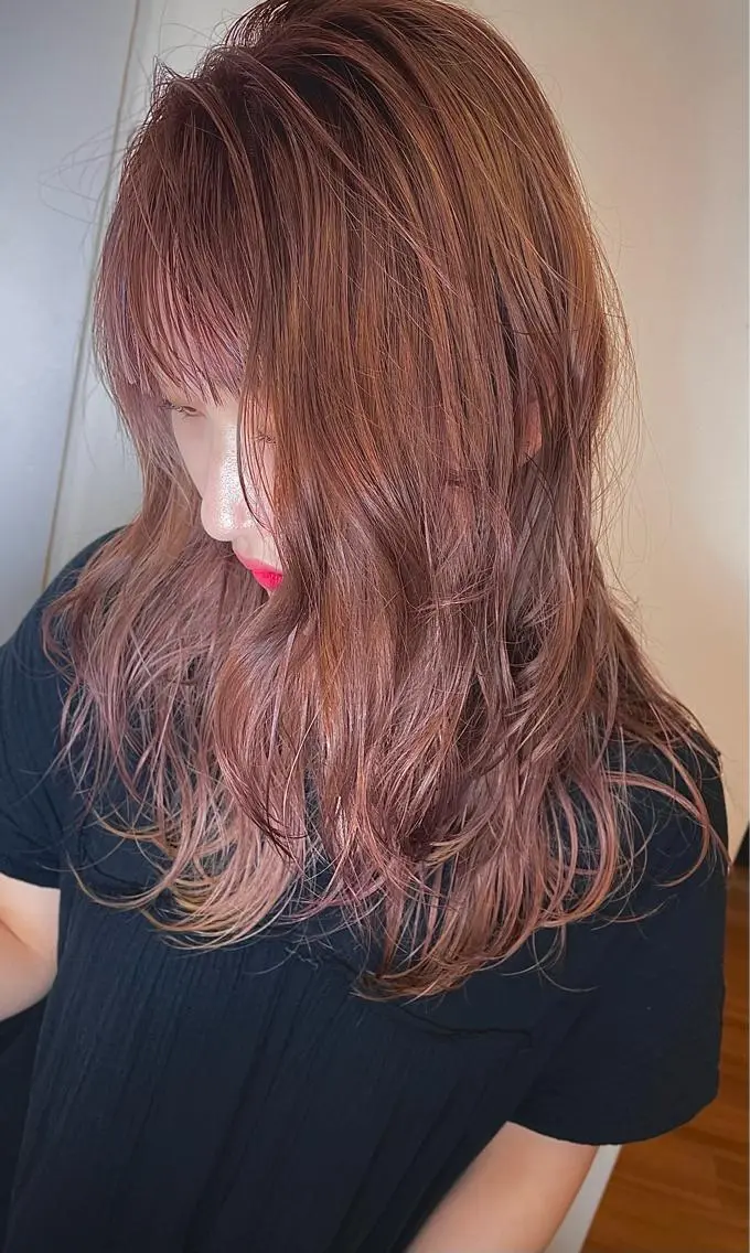 ミディアム 河口 友里のヘアスタイル