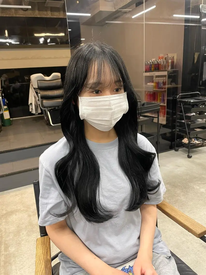 ロング 伊藤 莉奈　韓国ヘアのヘアスタイル