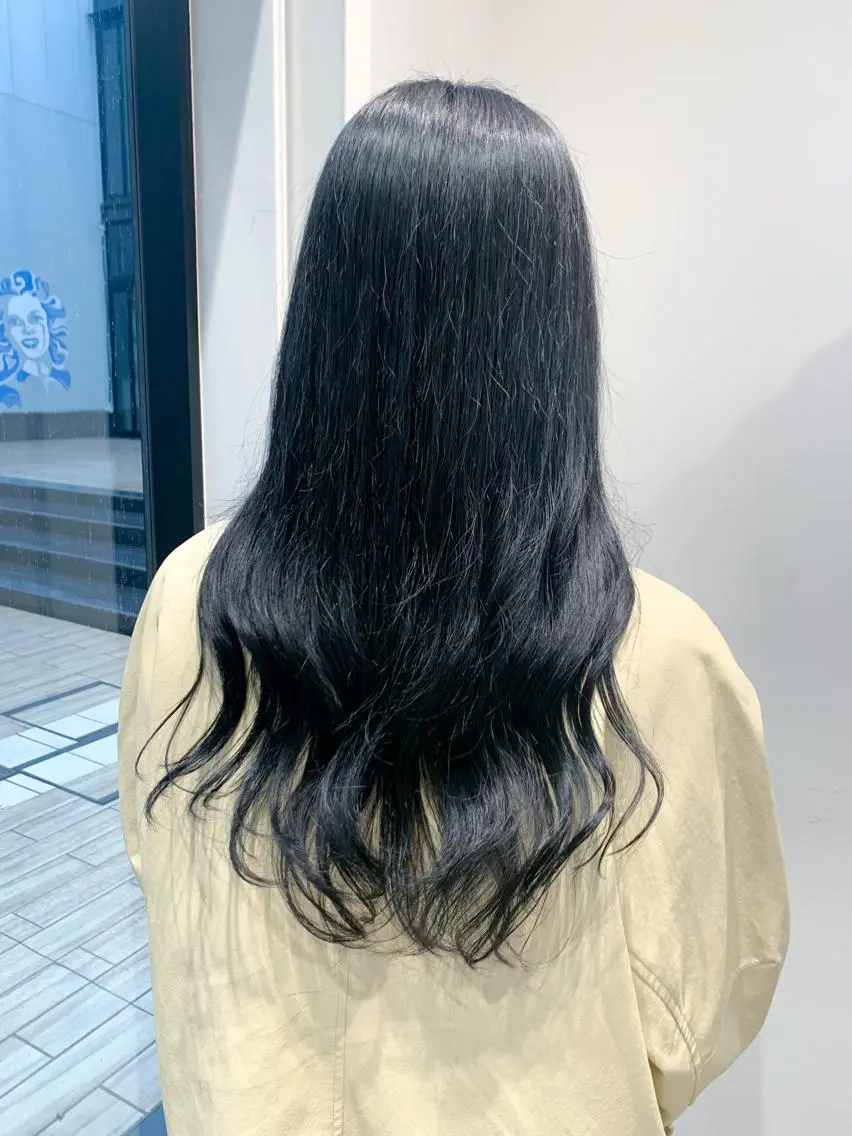 ロング カラー ヘアアレンジ カット ヘアカラー トリートメント yuka .のヘアスタイル