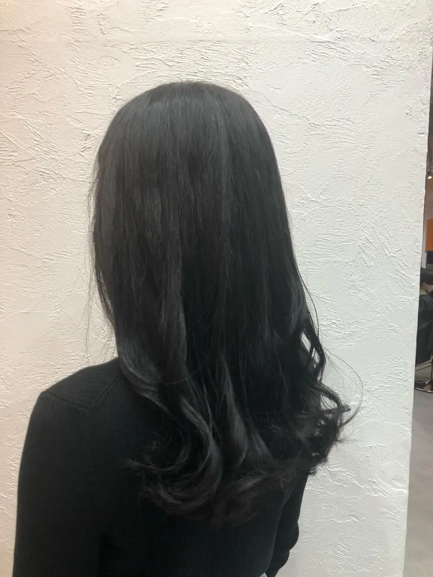 セミロング カラー 脇谷 拓弥のヘアスタイル