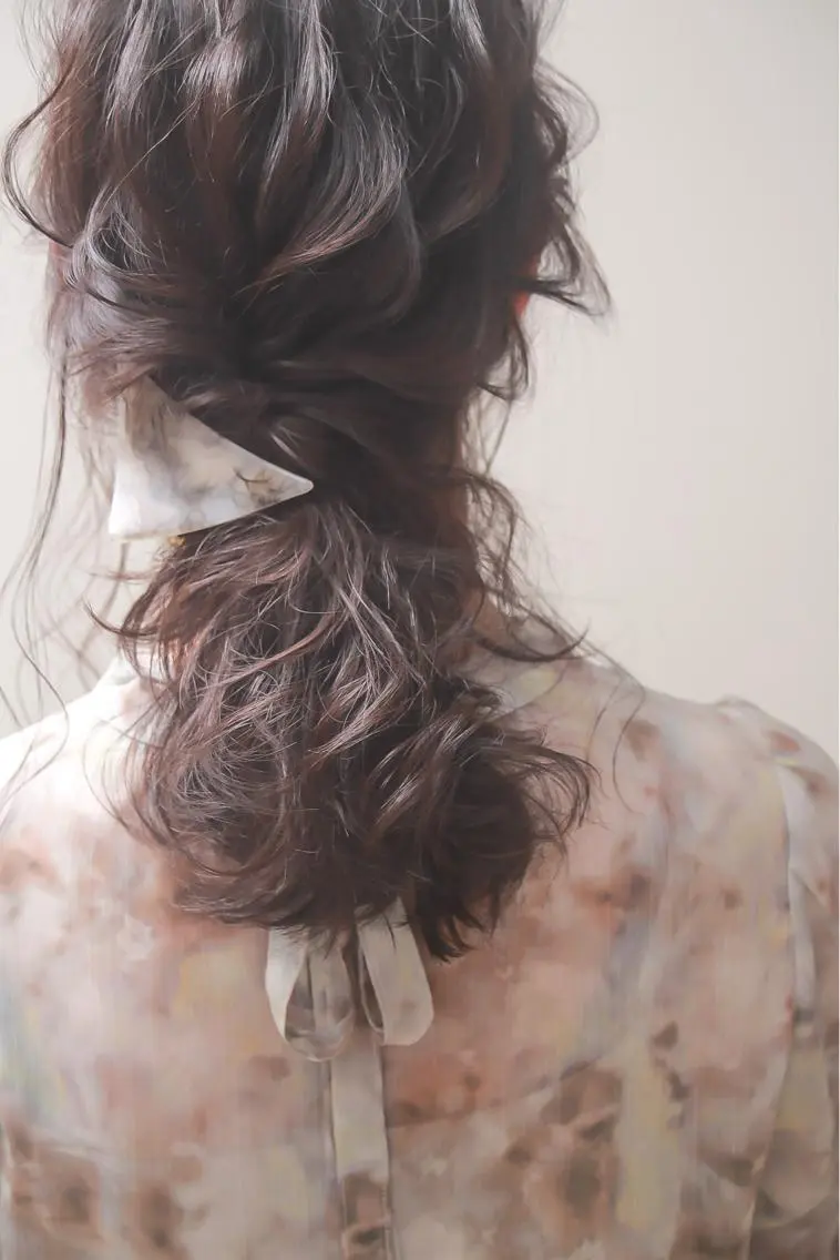 セミロング カラー ヘアアレンジ 伊藤 裕貴のヘアスタイル