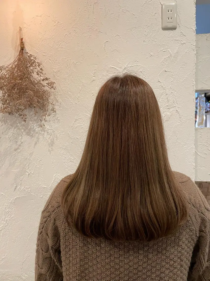 セミロング カラー ベージュカラー オリーブベージュ ヘアカラー 🌸小掛🌸 豊橋外国人風カラーのヘアスタイル