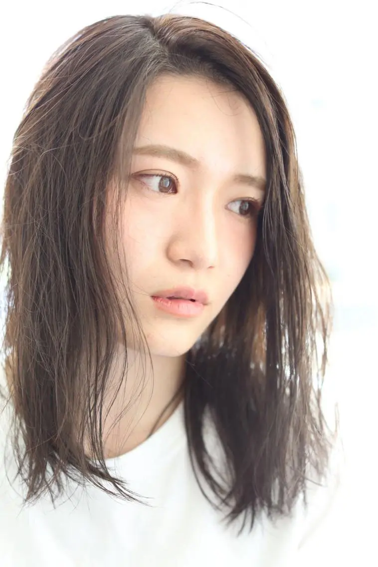 セミロング 顔周りカット 中野 恵脩のヘアスタイル
