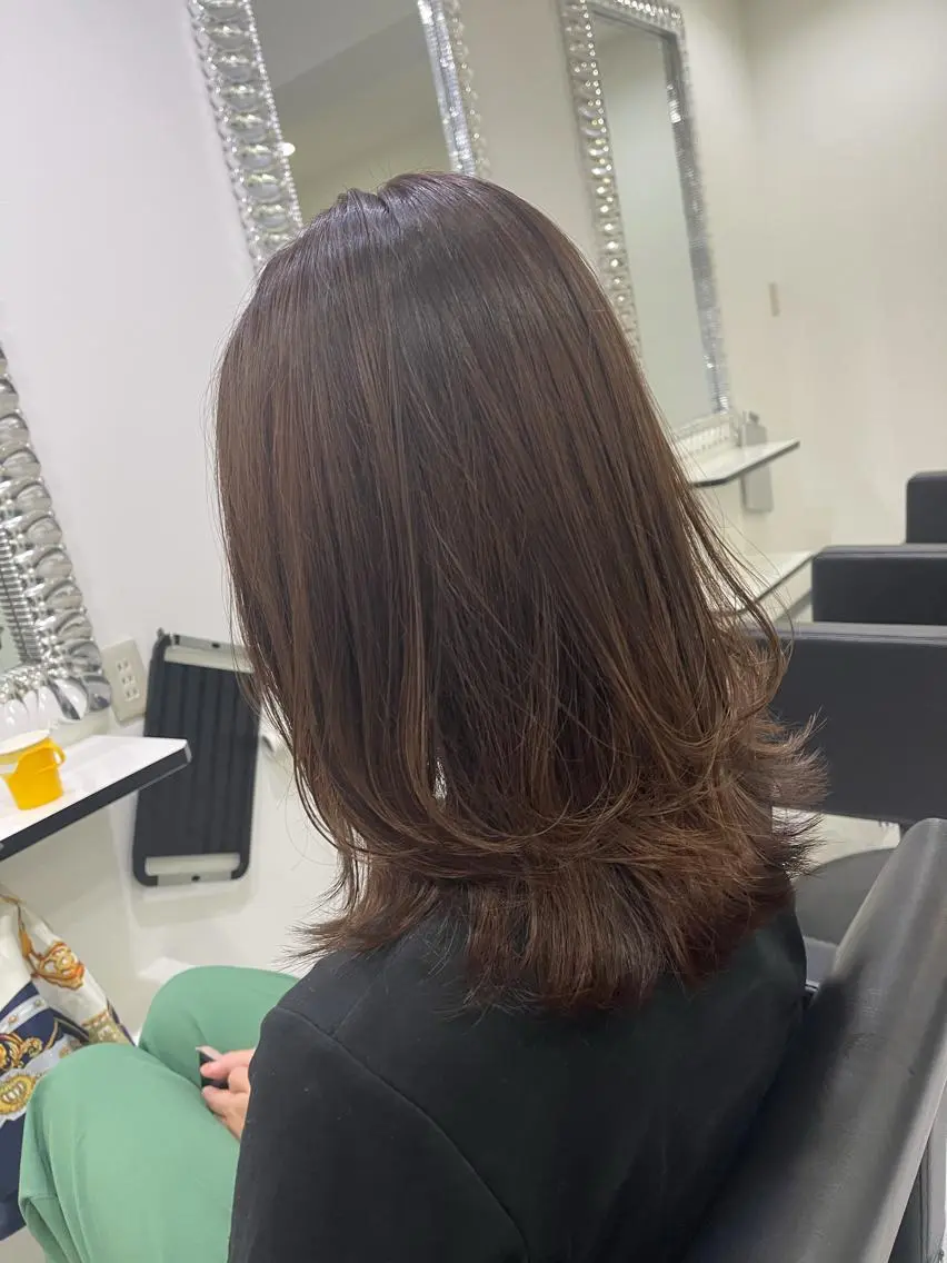 ミディアム カラー トリートメント カット ヘアカラー トリートメント emi/髪質改善/ 韓国風/艶カラーのヘアスタイル