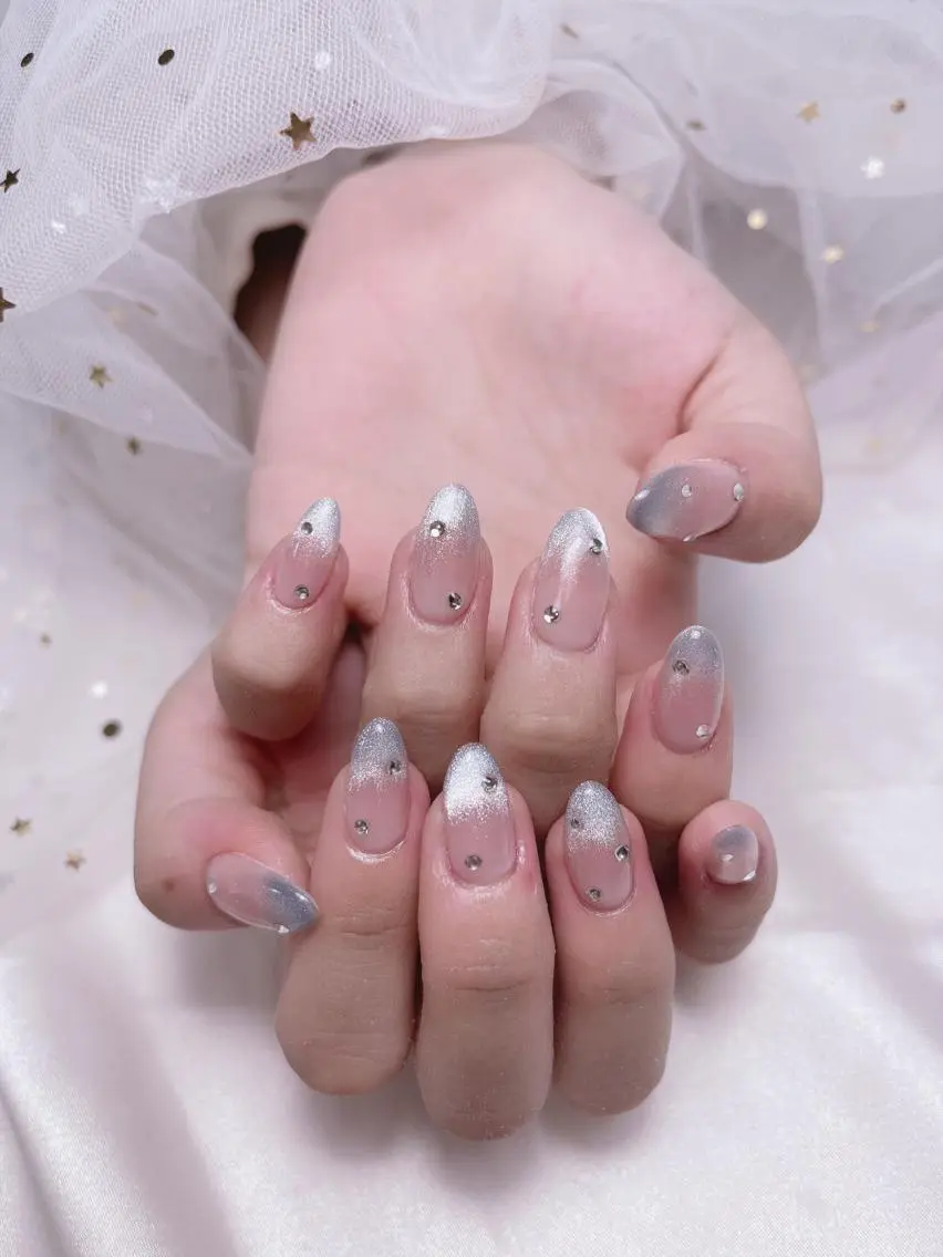 ネイル ジョリ kasumi🌹💅のネイルデザイン
