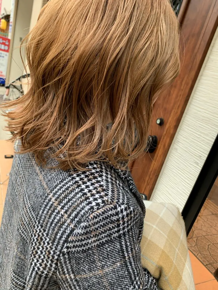 ミディアム カラー ベージュカラー ブロンド ブロンドベージュ yoshi （髙橋）のヘアスタイル
