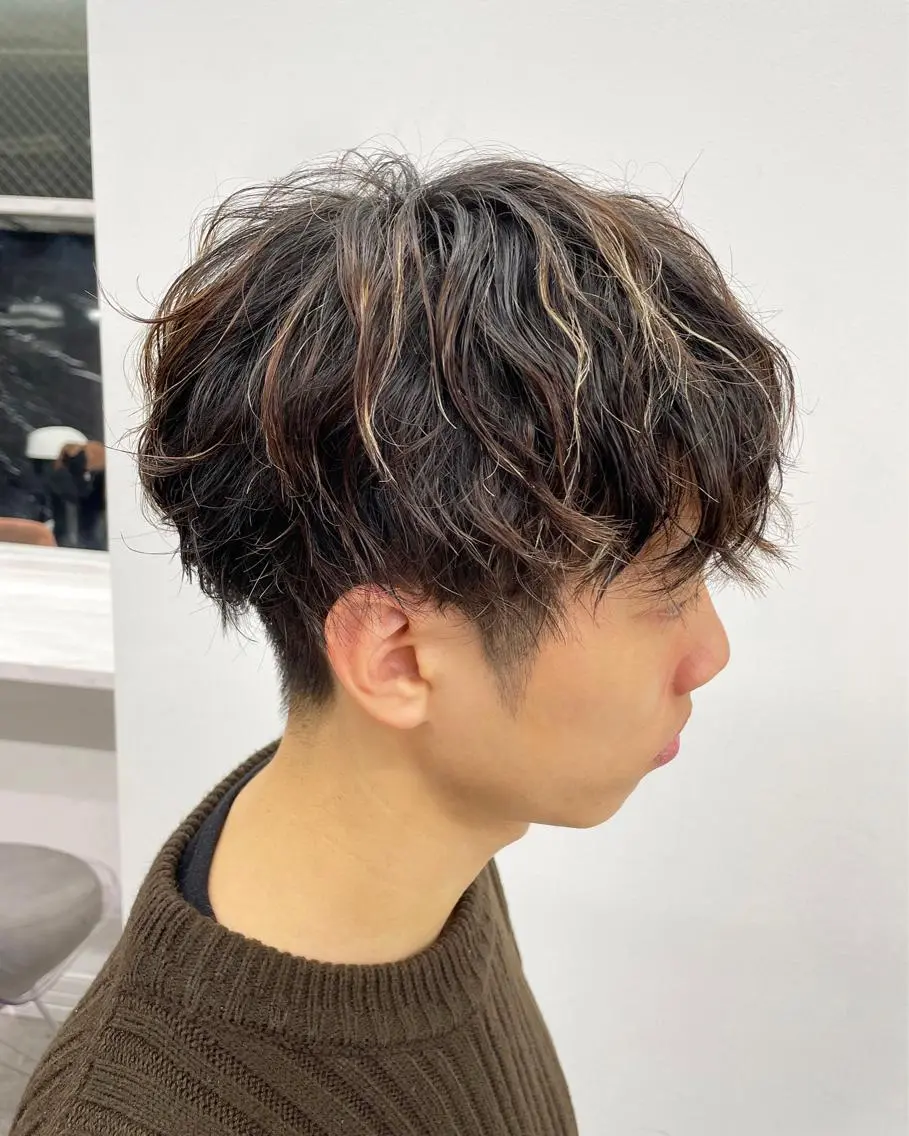 ショート カラー パーマ メンズ マッシュ メンズパーマ メンズツイストパーマ ツイストパーマ 🎀プルエクステ みまひかる🎀のヘアスタイル