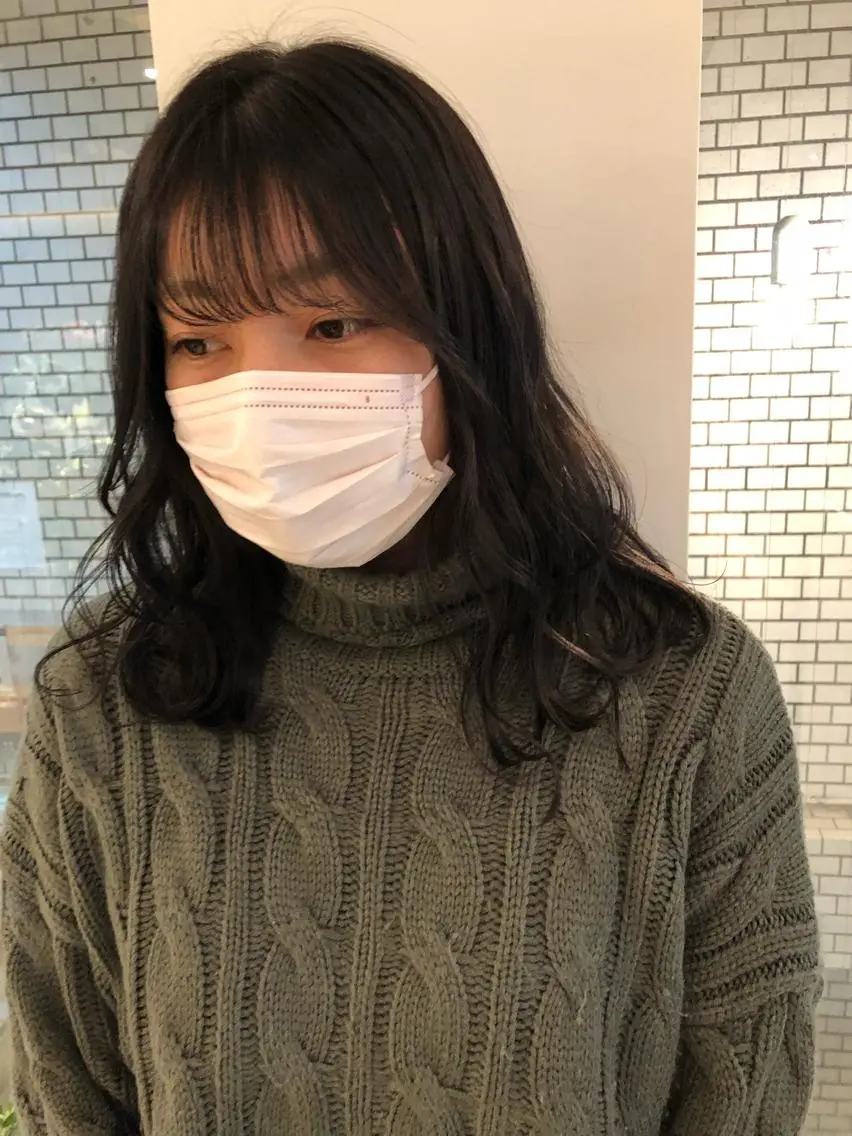 セミロング カラー ブリーチ AIRI 🐈⬛のヘアスタイル