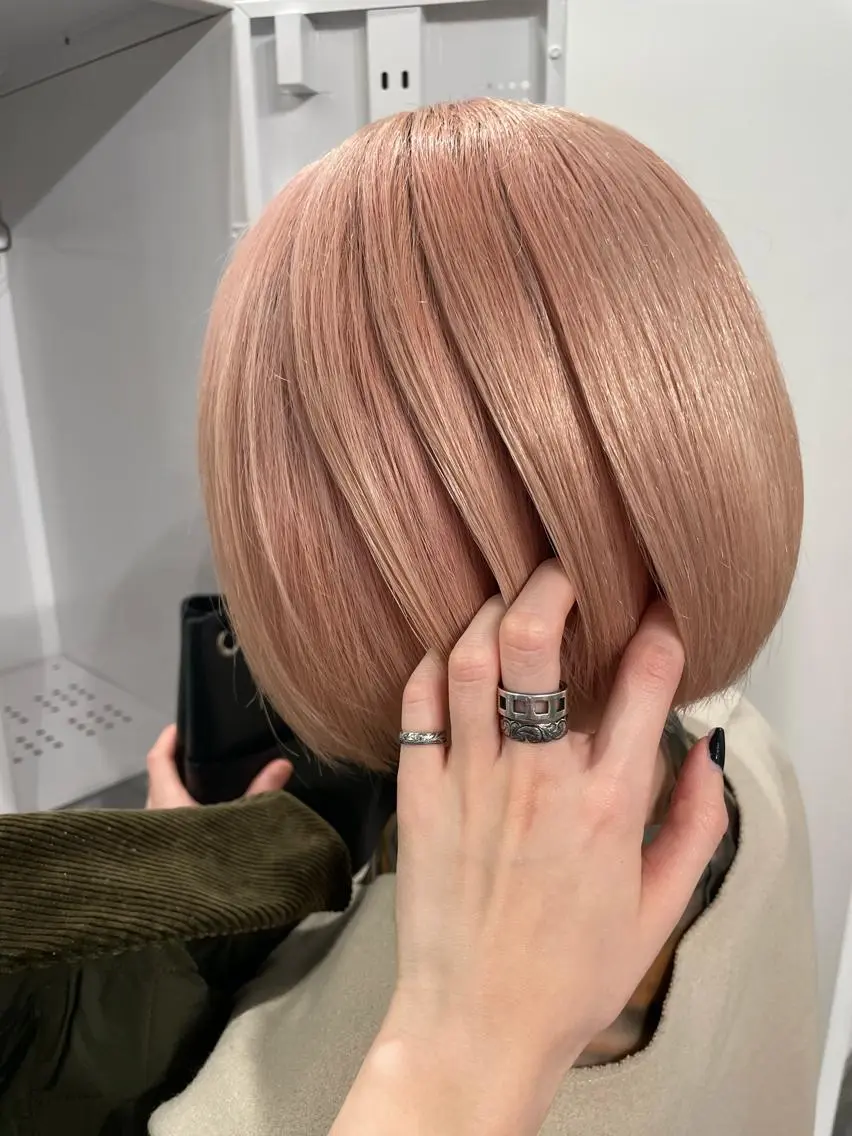 ショート カラー 💘MICOTO藤沢 髪質改善ブリーチ💘のヘアスタイル