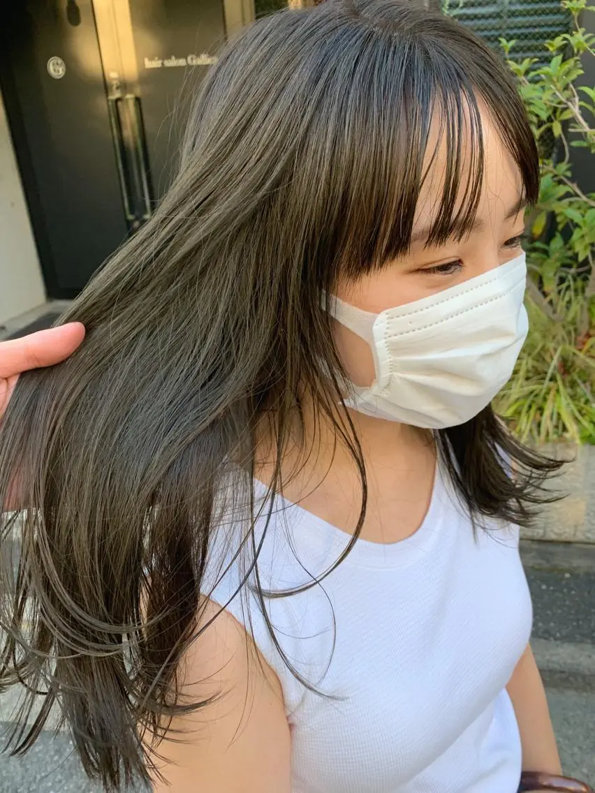 ミディアム カラー 透明感カラー グレージュ オリーブグレージュ オリーブグレー チバ タクミのヘアスタイル
