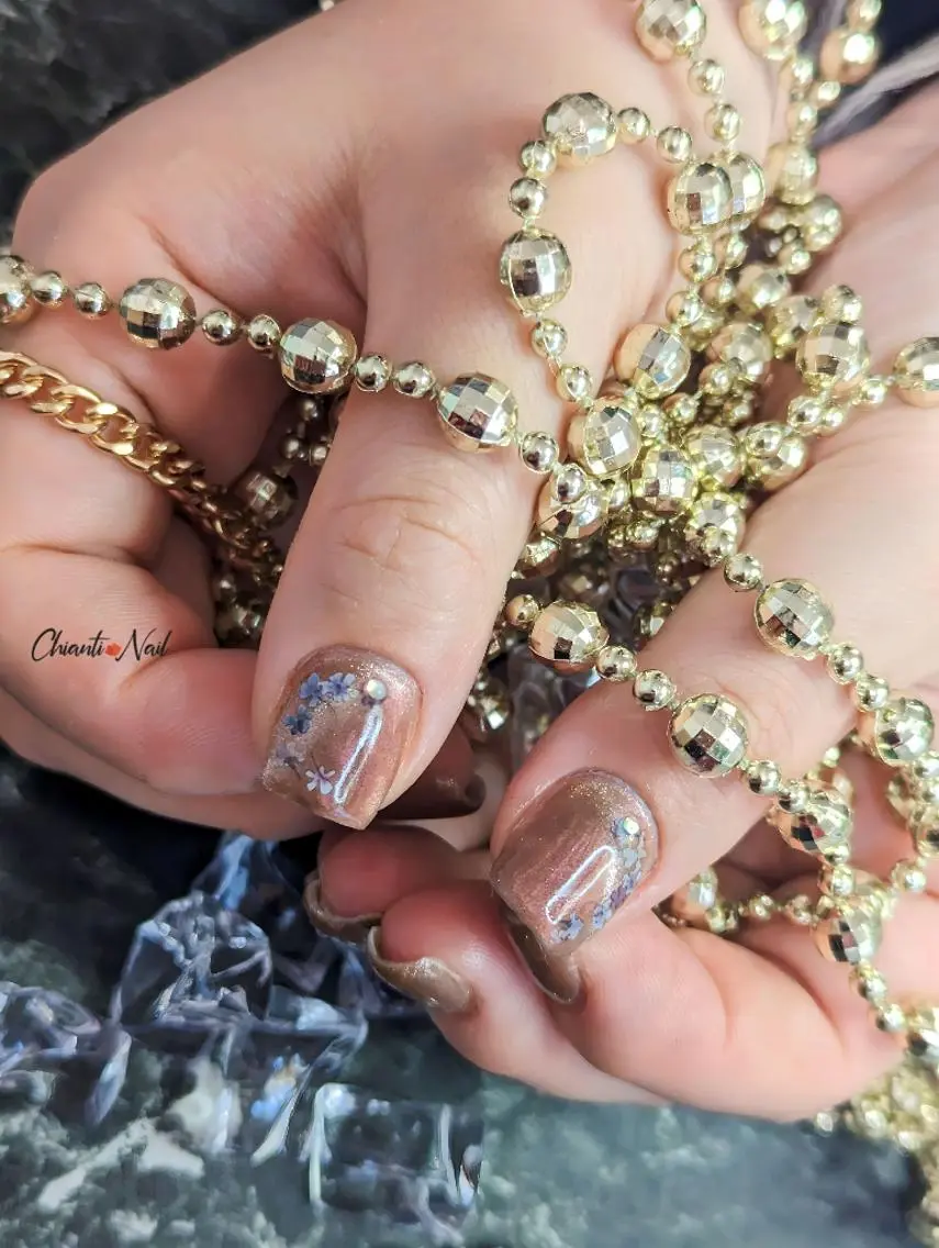 ネイル フラワーネイル マグネットネイル Chianti Nailのネイルデザイン