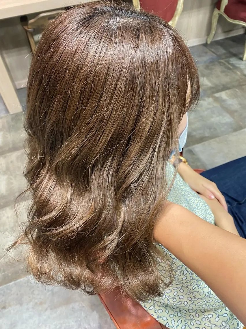 ミディアム ヘアカラー ハイトーンボブ Mizuki.のヘアスタイル