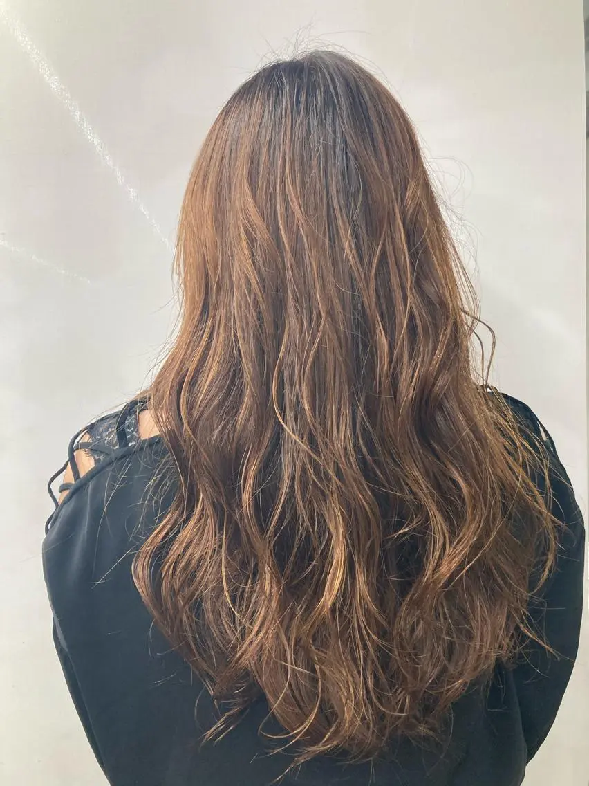 ロング カラー ベージュカラー ミルクティーベージュ ヘアカラー トリートメント ブリーチ&似合せボブ 田中寛十のヘアスタイル