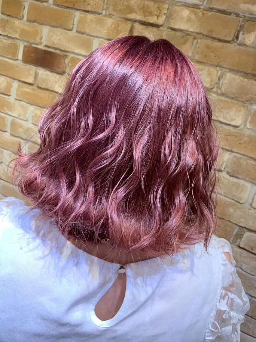 ショート カラー ピンクカラー バイオレットカラー 💜Rebre** Mayu💜のヘアスタイル