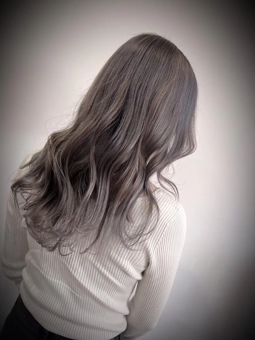 カラー ヘアカラー トリートメント 守屋 智紀のヘアスタイル