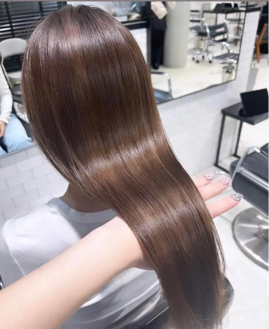 ミディアム カラー パーマ ヘアアレンジ 透明感/オリーブ/ グレージュ/YUKAのヘアスタイル