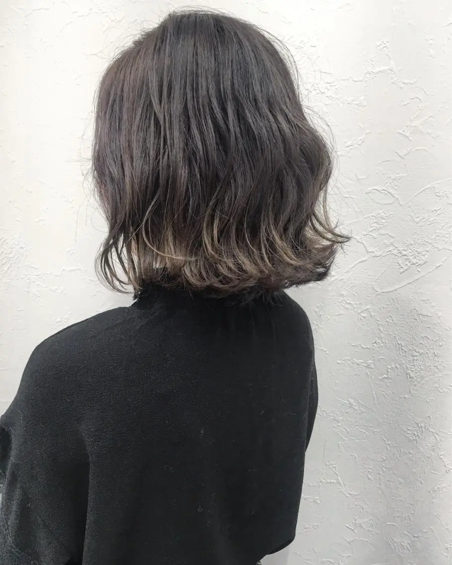 カラー アッシュ ラベンダーカラー ラベンダーアッシュ ヘアカラー 🤍2nd🤍田所 美希のヘアスタイル