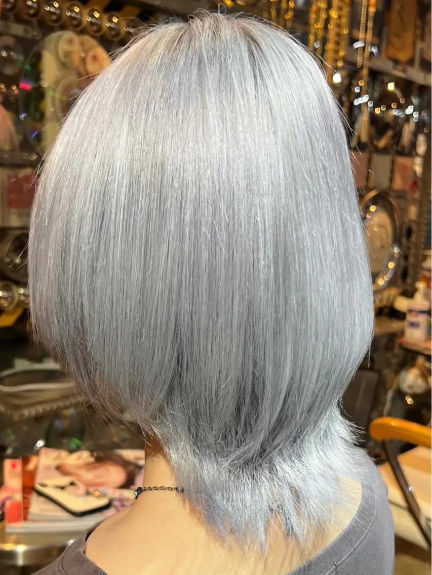 ミディアム カラー カット ヘアカラー KOYA コヤのヘアスタイル