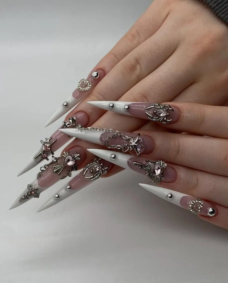 ネイル 長さ出し キラキラネイル 韓国ネイル ロングネイル 持ち込み ハンドネイル ハンドケア Nova Nail Salonのネイルデザイン