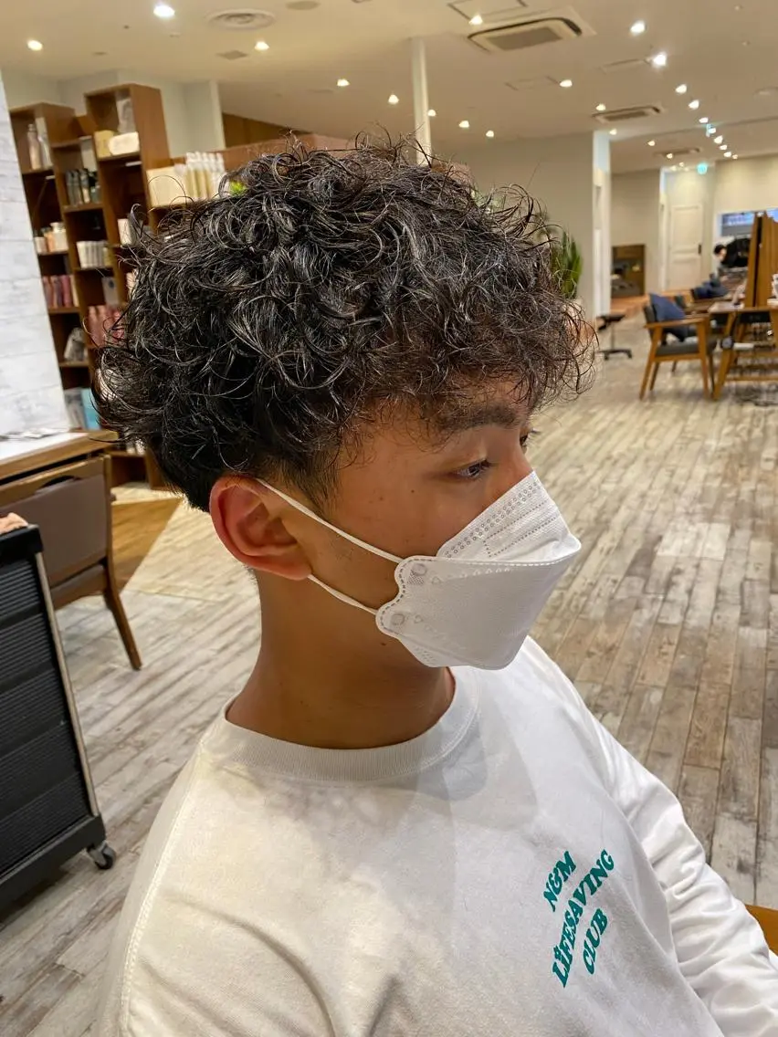 メンズ メンズパーマ 栗原 瑞稀のヘアスタイル