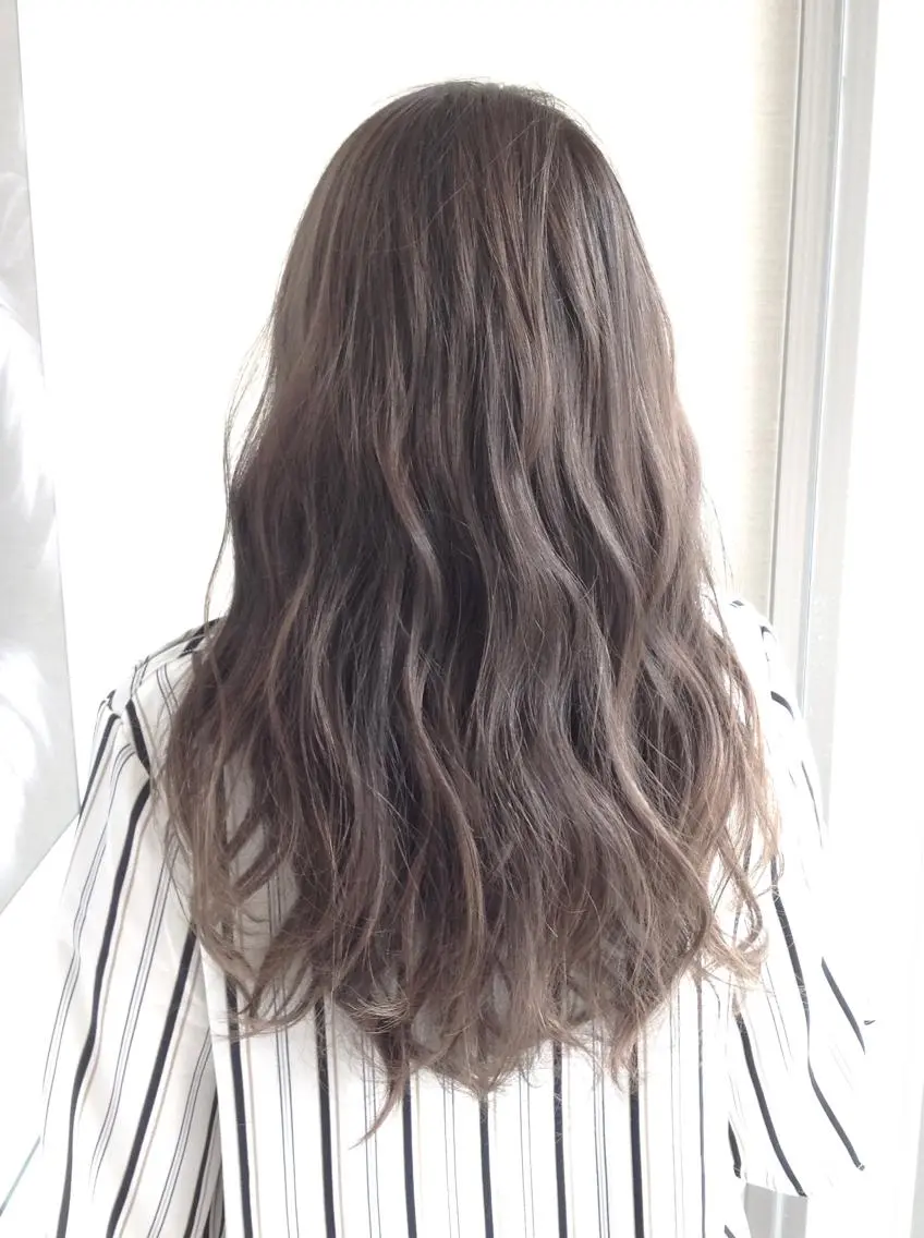 ロング カラー 透明感カラー グレージュ イルミナカラー 髪質改善縮毛矯正 美容師✂️山崎竜二のヘアスタイル