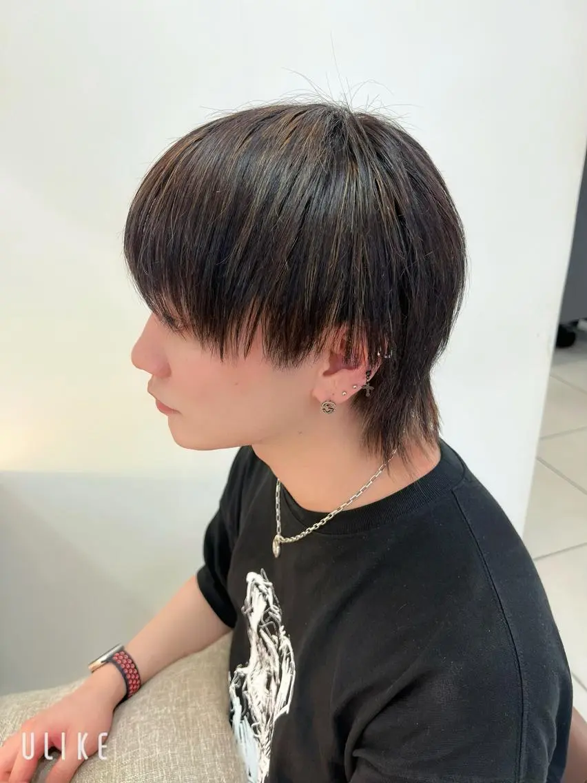 メンズ カット ヘアカラー トリートメント メンズ特化シャドウパ ーマラウンドマッシュのヘアスタイル