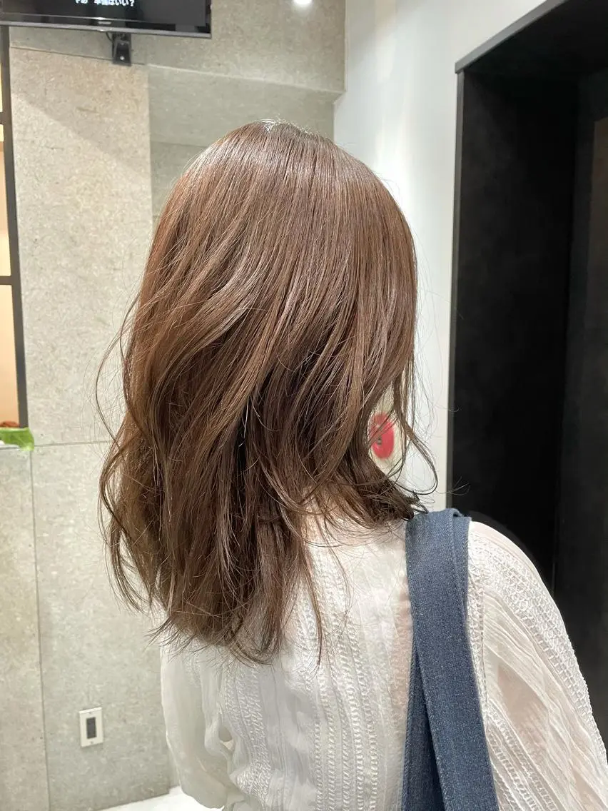 セミロング カラー カット ヘアカラー トリートメント タワラ　ソウタ Directorのヘアスタイル
